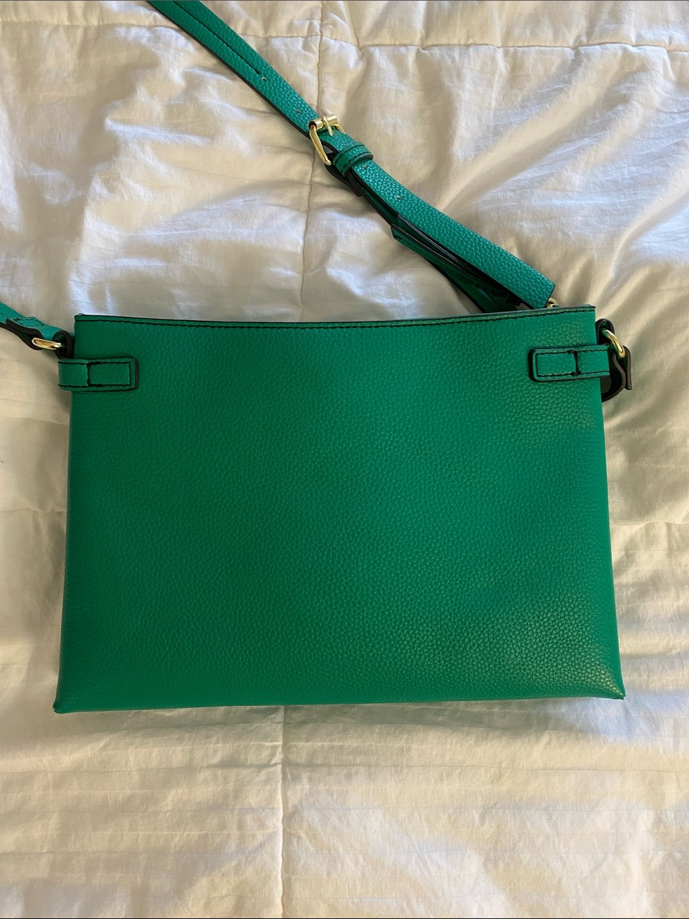 Liz Claiborne Emerald Green Crossbody with Gold Ring Detail - Picture 7 of 9